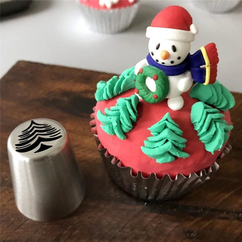 Christmas Cooking Patterns for Cakes Christmas tree with snowflakes